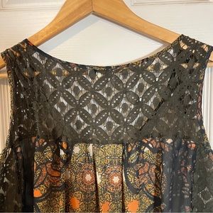 One World tank top SZ 1X, green with gorgeous beading and and lace accents